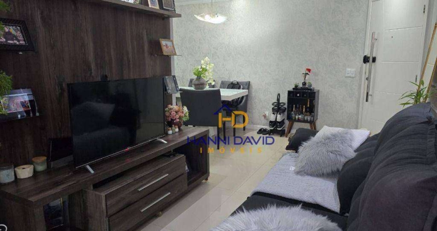 Vende   apartamento  na Liberdade  com três dormitórios  uma suíte uma vaga e lazer completo, próximo metrô são Joaquim SP.