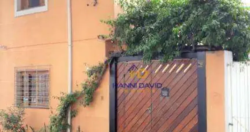 Linda casa á venda no Jardim da Glória, de três dormitórios - 150M².