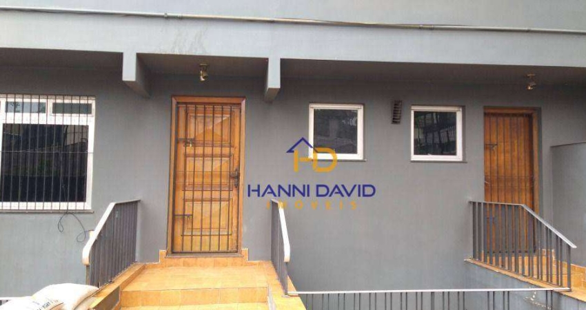 Vende  Casa comercial Área 480M² terreno 500M² na vila mascote com sete  salas um escritório um  edícula quatro vaga coberta  quintal com doze vagas,