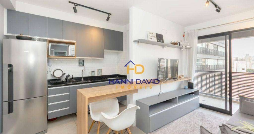 Apartamento reformado, próximo ao metro Ana Rosa. Vila Mariana