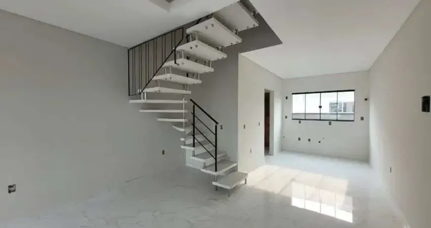 Sobrado para venda com 2 quartos em Bela Vista - Palhoça - SC