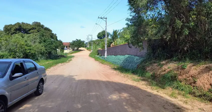 TERRENO 880M2  RUA SANTA CLARA BOMSUCESSO SAQUAREMA RJ