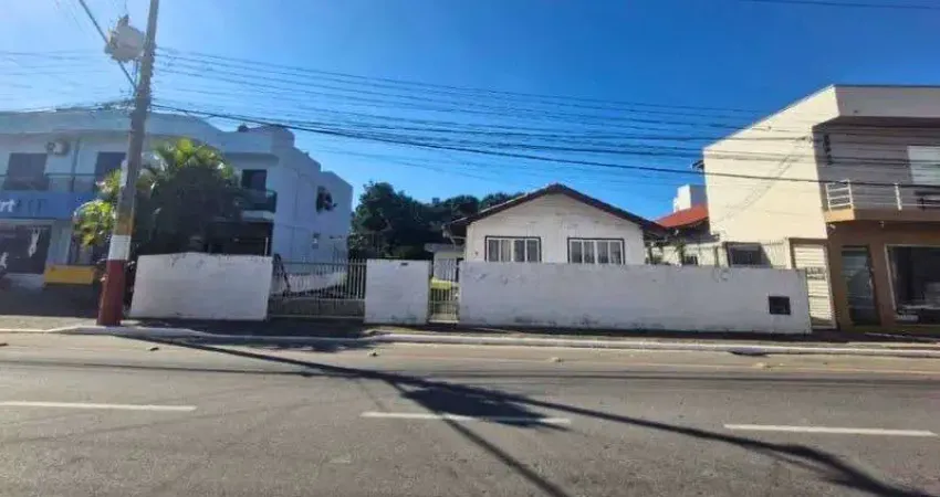 Terreno no centro de navegantes com 660m² a 500 metros da praia central