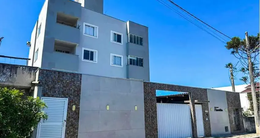 Apartamento no centro de navegantes averbado a 400 metros da praia com 02 dormitórios sendo 01 suíte!!