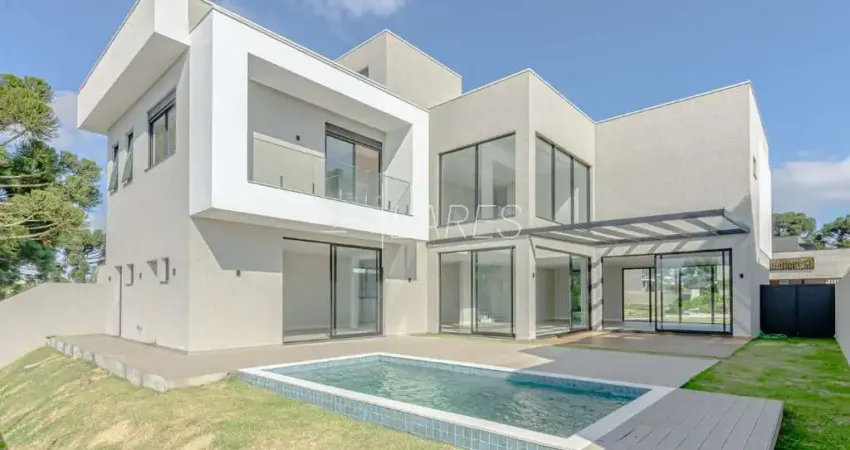 Casa em condomínio com 499 m² com 4 suítes à venda!