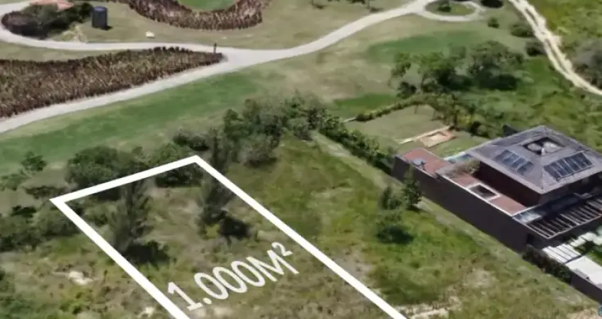 Terreno plano, exclusivo  à venda em búzios, localização privilegiada.