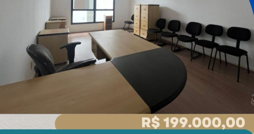 Excelente Oportunidade: Sala Comercial à Venda em Localização Privilegiada no Centro de Florianópolis!
