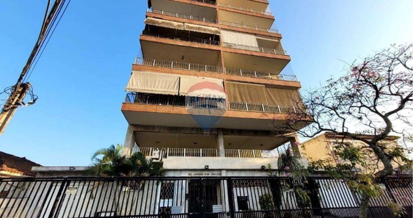Cobertura com 3 Quartos ,  375m²  à venda, Vila Valqueire - Rio de Janeiro.