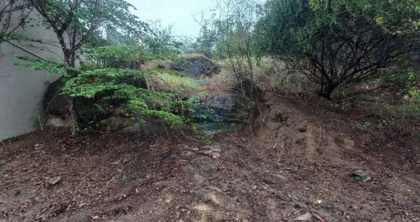Terreno à venda no Jardim Sulacap, Rio de Janeiro 
