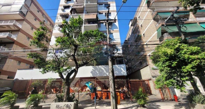 Cobertura com 115m² e com 3 quartos na Praça Seca, RJ -