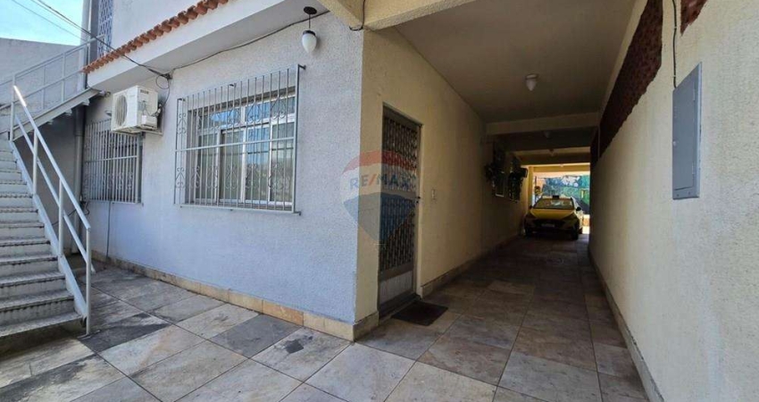 Casa á venda com 2 quartos com 386m²  em Realengo - Rio de Janeiro