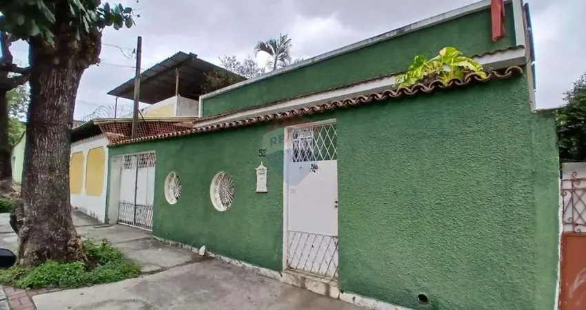 Casa à venda com 2 quartos, 243 m² em cascadura, rio de janeiro.