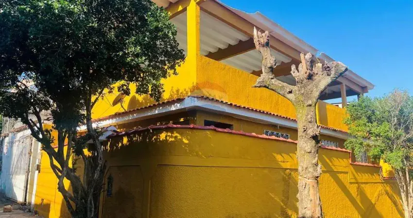 CASA LINEAR DOS SONHOS COM TERRAÇO, 147 M2 EM VILA VALQUEIRE