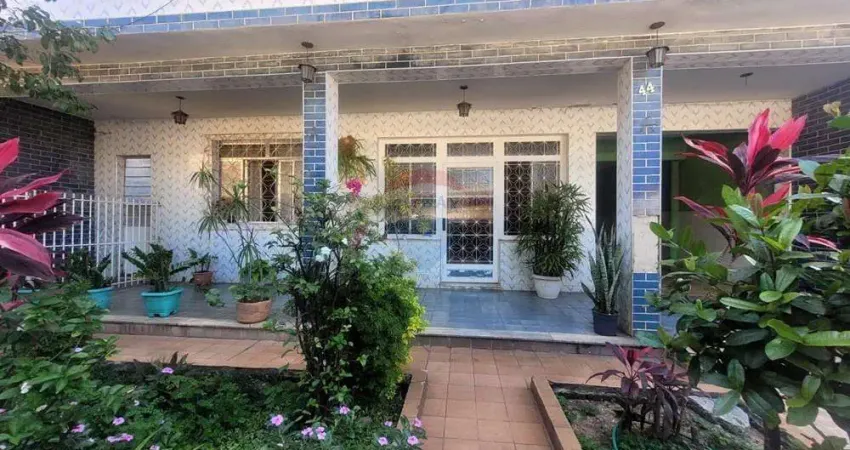 Casa á venda com 3 quartos  com 708m² em campinho - rio de janeiro