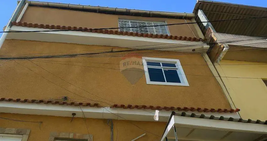 Casa á venda com 2 quartos e com 130m² em vila militar - rio de janeiro