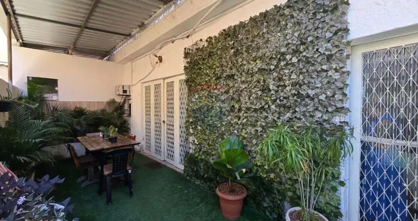 Casa com 4 quartos á venda com 144m² em realengo - rio de janeiro