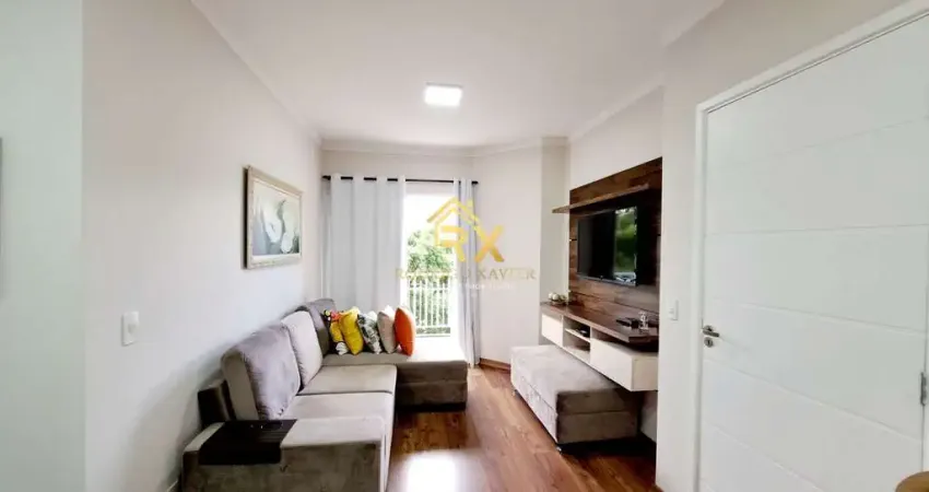 Apartamento com 2 quartos sendo uma suíte e closet na região oeste
