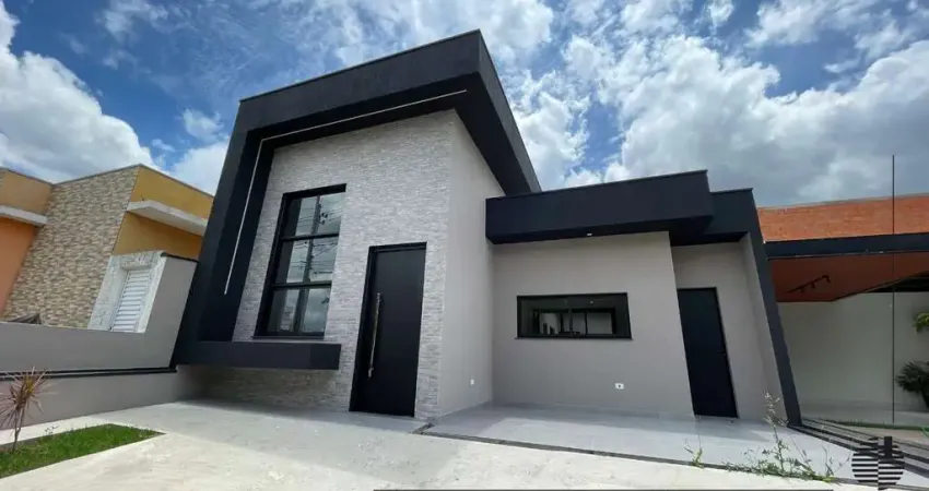 Casa à venda no Condomínio Jardim Guarujá em Salto.
