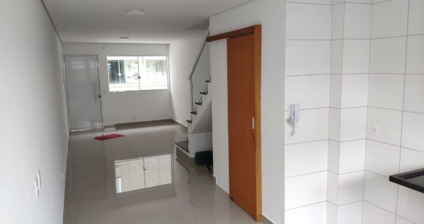 Lindo sobrado condominio fechado