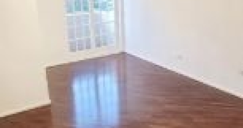 Apartamento de 2 Dormitórios com Vaga no melhor da Vila Olimpia.