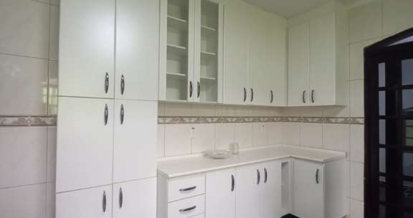 Casa com 3 quartos para alugar na Vila Antonieta, São Paulo 