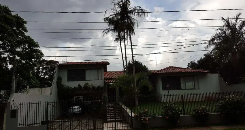 Casa na Zona 04 com 04 suítes, proxima ao Country Club e AABB1