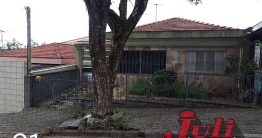 CASA TÉRREA COM 2 DORM SALA, COZ, QUINTAL COM CASA NOS FUNDOS