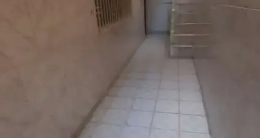 Casa com 1 quarto para alugar na Vila Palmares, Santo André 