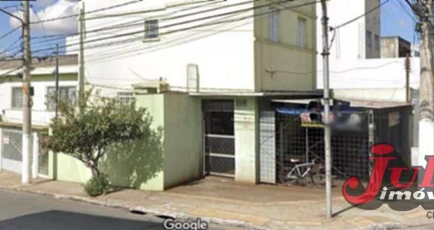 ASSOBRADADA COM 2 CASAS + LOJA 6 VAGAS COBERTAS