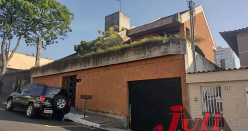 SOBRADO AMPLO 4 SUITES 3 VAGAS PISCINA SALÃO FESTAS SAUNA SECA E ÚMIDA 3 VAGAS COBERTAS