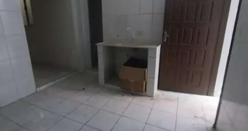 Casa com 1 quarto para alugar no Condomínio Maracanã, Santo André