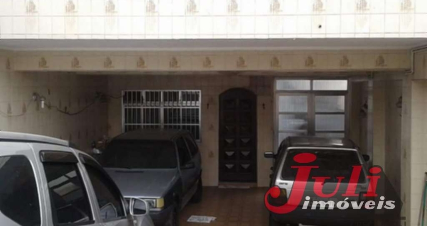 SOBRADO 3 DORM 2 WC + SOBRADO FUNDOS 2 DORM 2 WC - 6 VAGAS