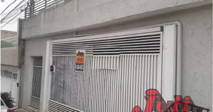 Casa 2 dorm e sobrado nos fundos ar condicionado e 3 vagas cobertas