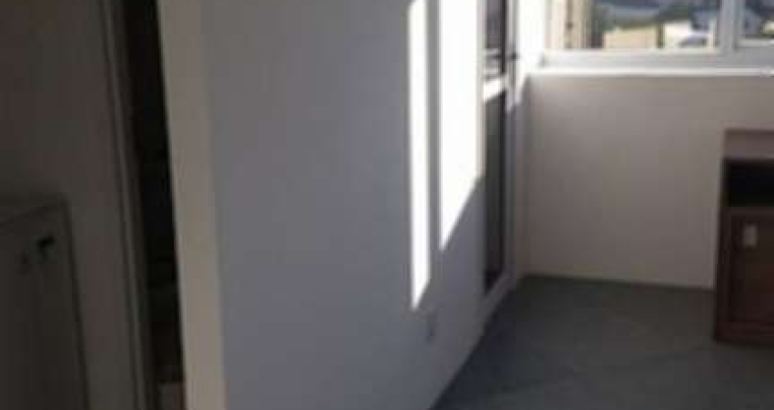 SALA COMERCIAL COM TETO REBAIXADO E AR CONDICIONADO 1VAGA