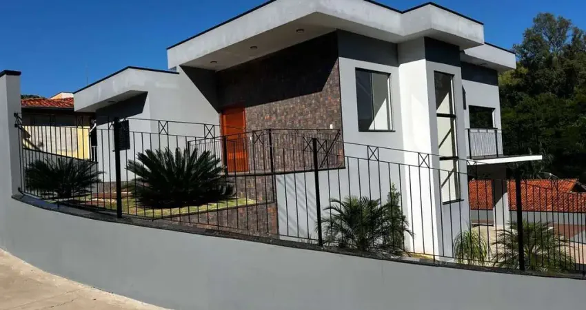 Casa para Venda em Serra Negra, Suiza Residencial Park, 3 dormitórios, 3 suítes, 4 banheiros, 4 vagas
