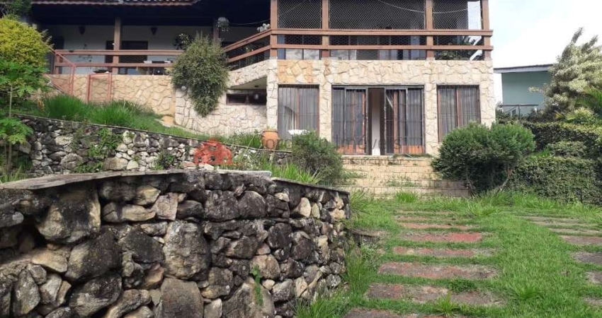 Casa para Locação em Monte Alegre do Sul, Três Pontes, 4 dormitórios, 4 suítes, 5 banheiros, 2 vagas