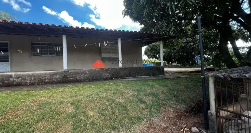 Sítio para Venda em Serra Negra, Bairro dos Leais, 2 dormitórios, 1 banheiro