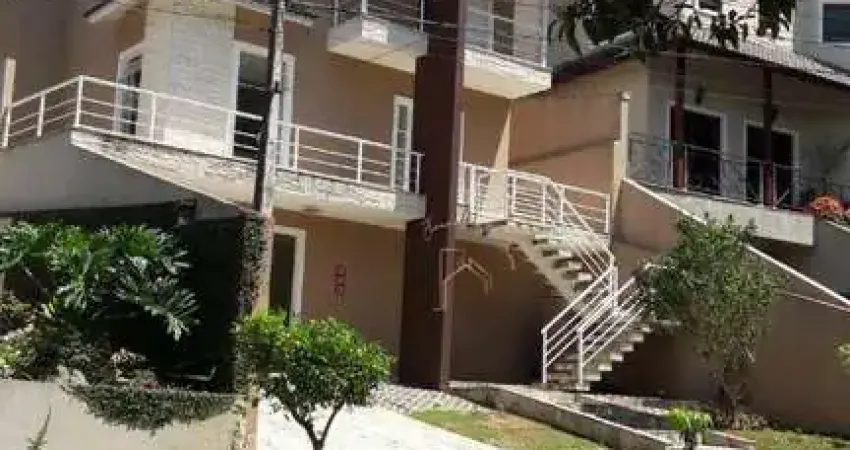 Casa com 4 dormitórios à venda, 300 m² por R$ 1.900.000 - Perová - Arujá/SP