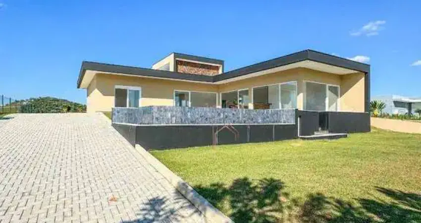 Casa com 4 dormitórios à venda, 400 m² por R$ 2.290.000,00 - Condomínio Porto Laranjeiras - Piracaia/SP