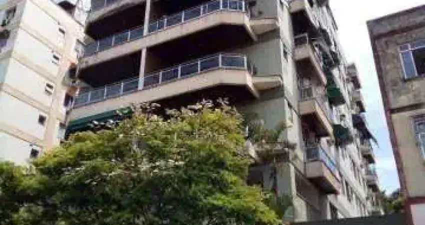 Cobertura na Praça Seca
