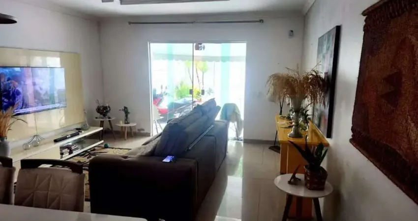 Casa com 3 dormitórios à venda, 225 m² por R$ 470.000,00 - Freguesia de Jacarepaguá - Rio de Janeiro/RJ