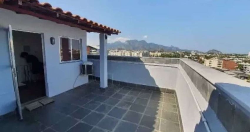 Cobertura com 2 dormitórios à venda, 103 m² por R$ 340.000 - Taquara - Rio de Janeiro/RJ