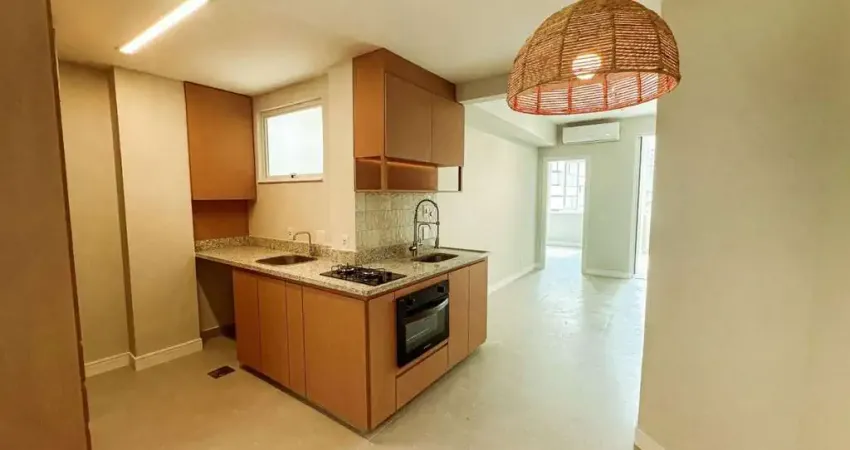 Apartamento com 2 dormitórios à venda, 54 m² por r$ 1.600.000,00 - leblon - rio de janeiro/rj