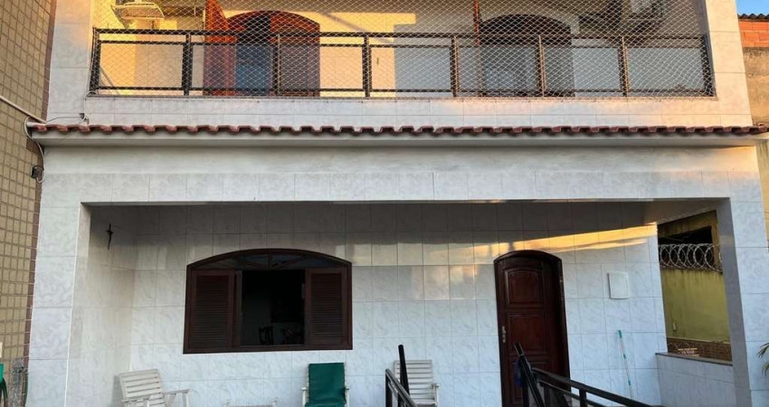 Casa com 4 dormitórios à venda, 350 m² por R$ 950.000 - Todos os Santos - Rio de Janeiro/RJ