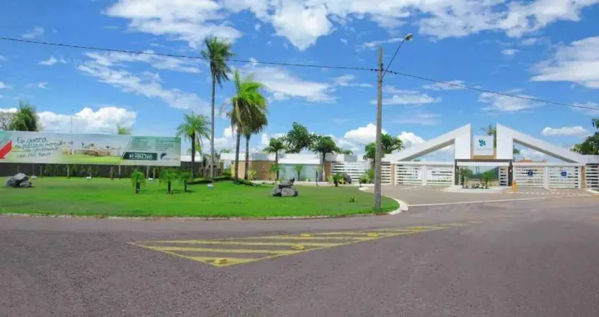 Terreno à venda no Condomínio Village do Lago de 429 m² em Três Lagoas - MS