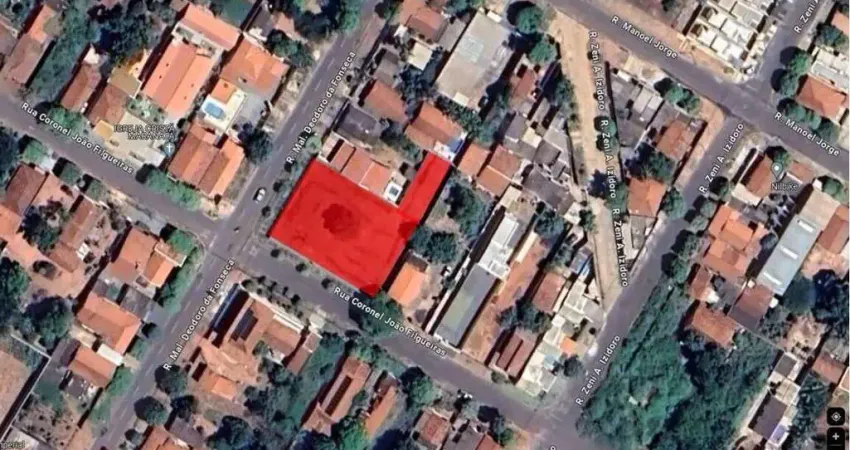 Área de 1400 m² à venda no bairro Nossa Senhora Aparecida em Três Lagoas - MS