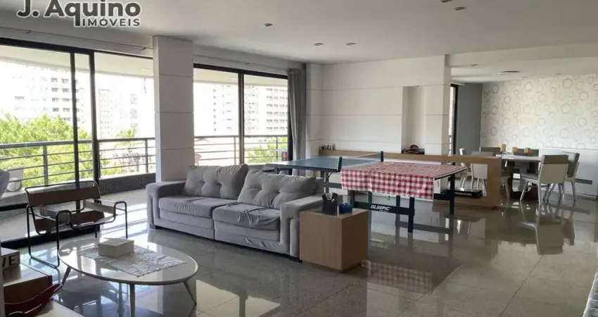 Apartamento com 03 suítes ao lado do Círculo Militar no Meireles