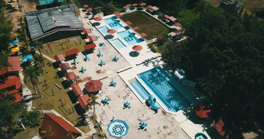 Terreno 360m² à venda - clube de campo terras de santa bárbara, condomínio fechado próximo a praia