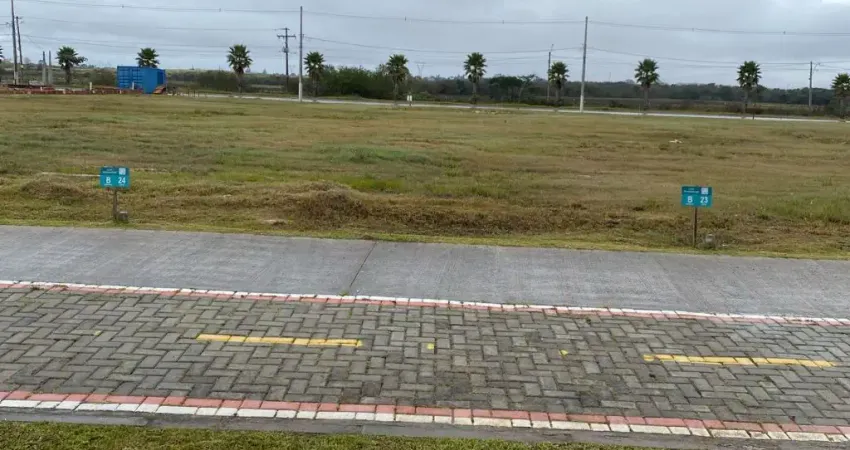 Terreno à venda no Quartier, Pelotas 