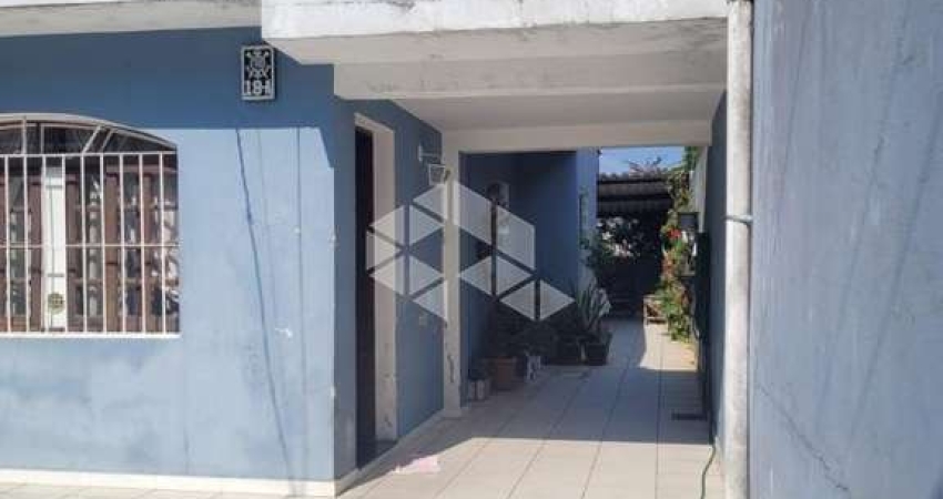 Casa para Venda em Itapecerica da Serra / SP no bairro Vila Santa Maria